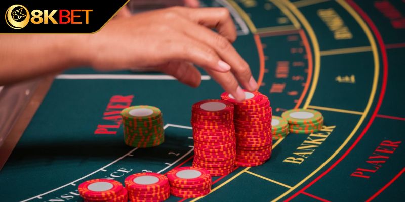 Luật chơi Baccarat về quy tắc đặt cược 